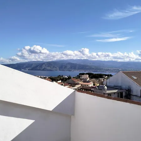 Mansarda Daire Messina